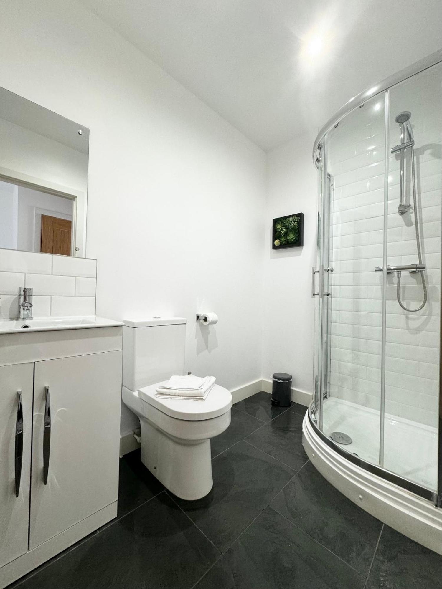 The Kipling Inn, 4 - Bed, Sleeps 7, Pets Welcome Ulverston Ngoại thất bức ảnh